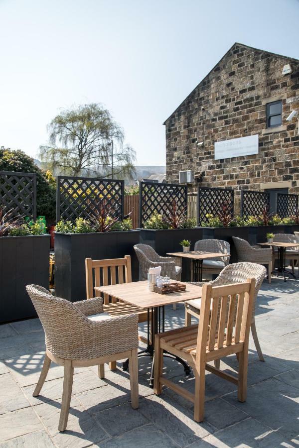 The Black Hat Ilkley Exterior foto